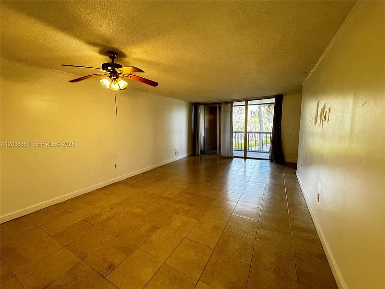 10875 SW 112th Ave #203 — Photo 4
