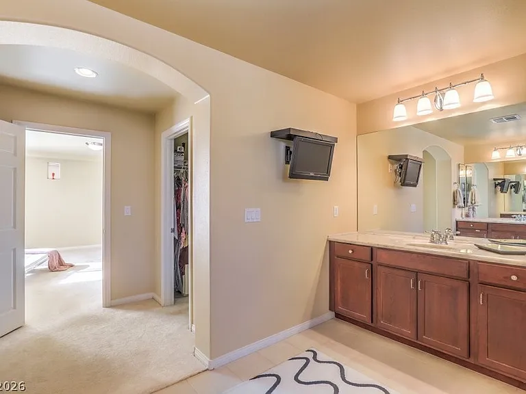 6437 Grand Mayne Ct — Photo 28