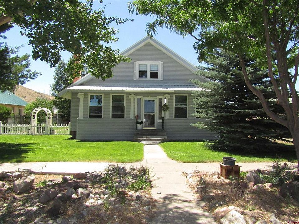 1st image of 735 Spruce Street