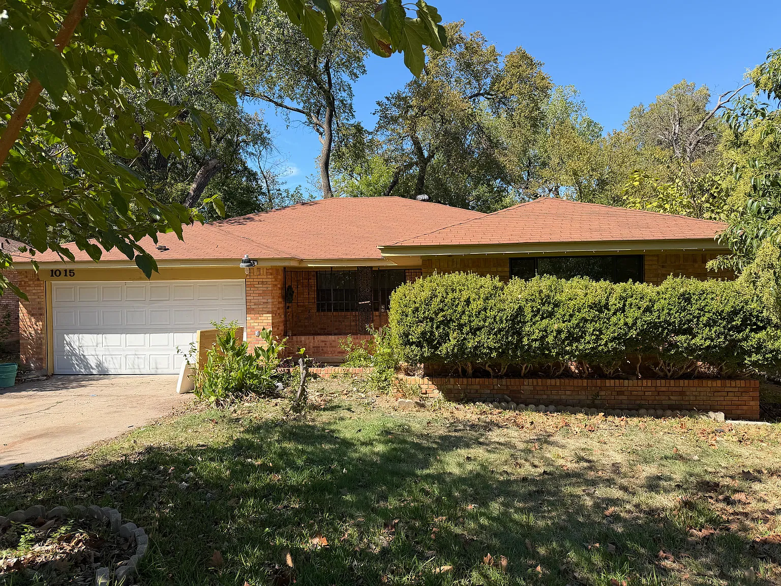 4 bed, 1712 sqft, $2,500 — Photo 1