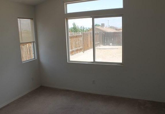 5th image of 9828 Lauren Ave SW
