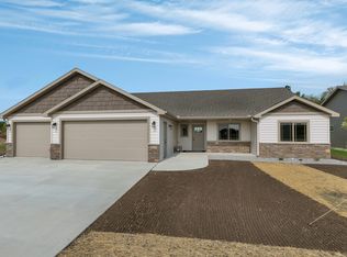 1609 River Links Dr, Cold Spring, MN 56320