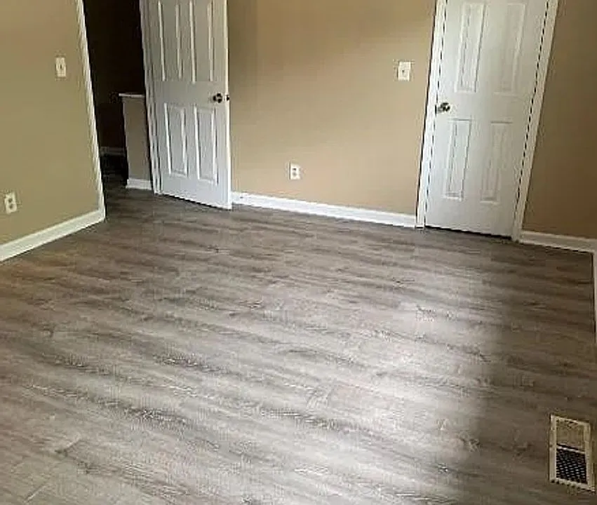 1888 Patterson Cir