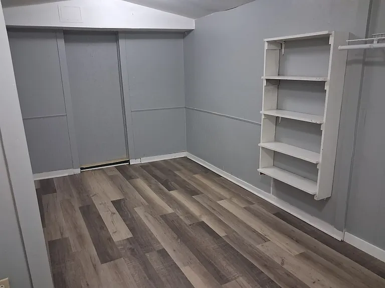 110 S Wilmoth Ave — Photo 11