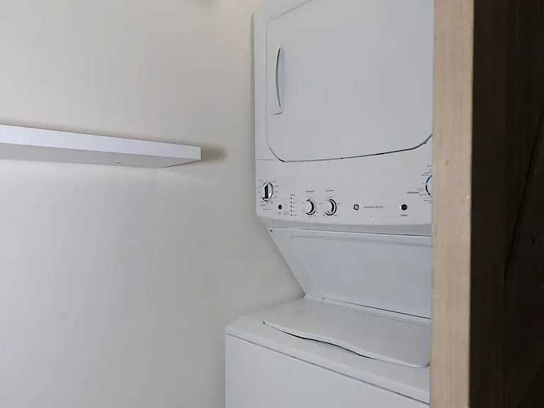 1032 Lakeview Dr — Photo 20