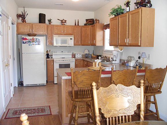5th image of 3603 Stone Mill Dr