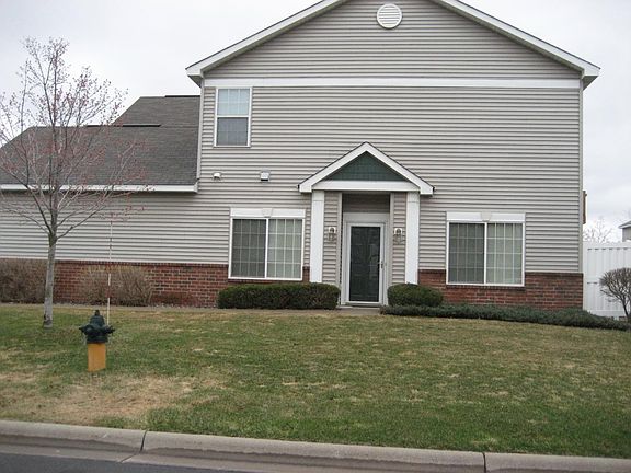 2nd image of 8048 Stratford Cir S