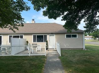 1084 James St UNIT 1084, Chicopee, MA 01022