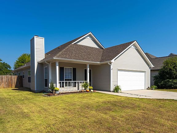 2nd image of 1134 Amberley Woods Dr