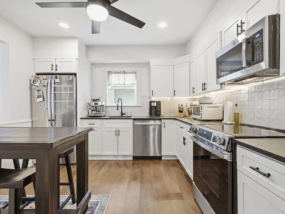 1st image of 25 Thistle Ave #1
