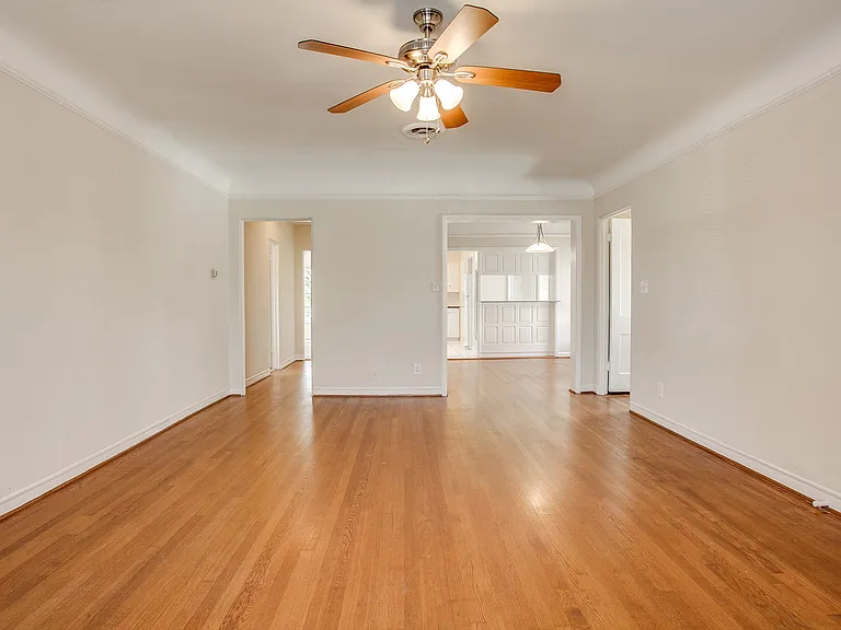 4301 Emerson Ave — Photo 6