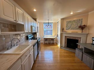 199 Marlborough St APT 401, Boston, MA 02116