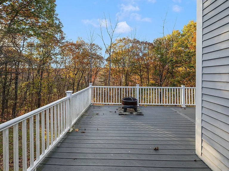 42 Rollingwood Dr — Photo 44