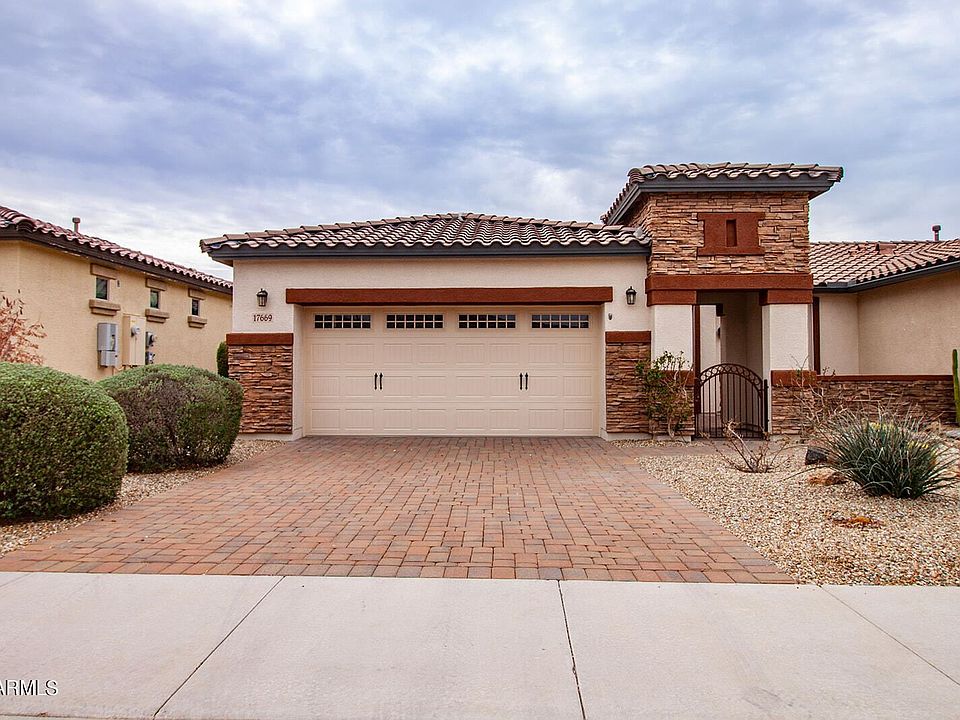 1st image of 17669 W Cedarwood Ln