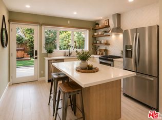 3213 Thatcher Ave, Marina Del Rey, CA 90292