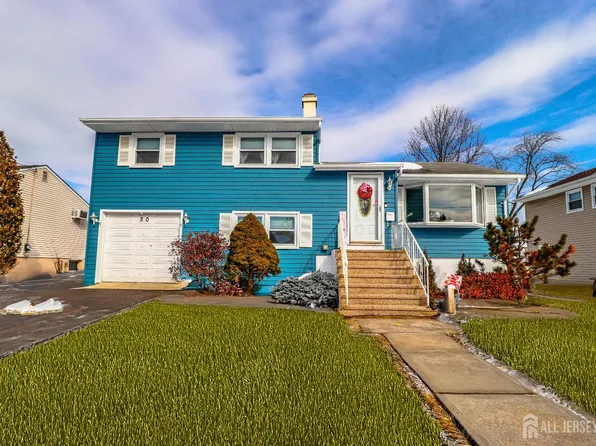 20 Alastair Pl, Colonia, NJ 07067