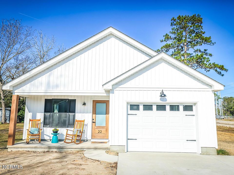 1st image of 22 Gum Ave
