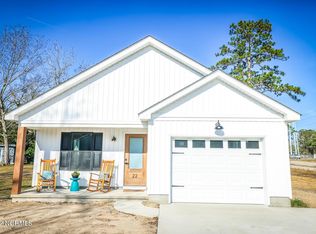 22 Gum Ave, Bolton, NC 28423