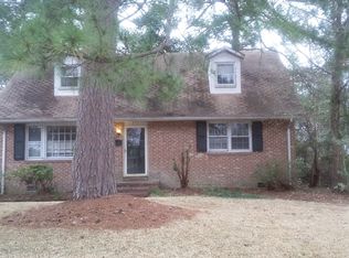 2738A Lowrey Ave, Honolulu, HI 96822