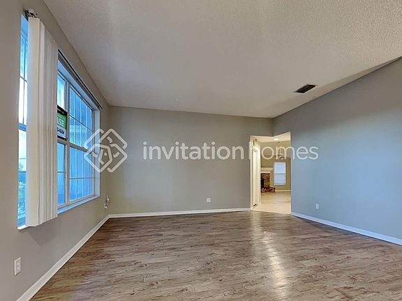 5th image of 7901 Beechdale Ct