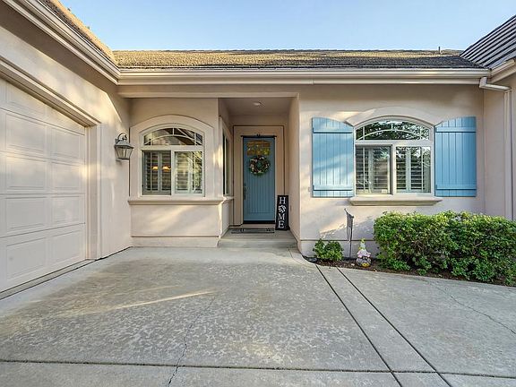 4th image of 15084 Rio Cir