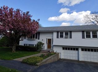 69 Border Rd, Needham, MA 02492