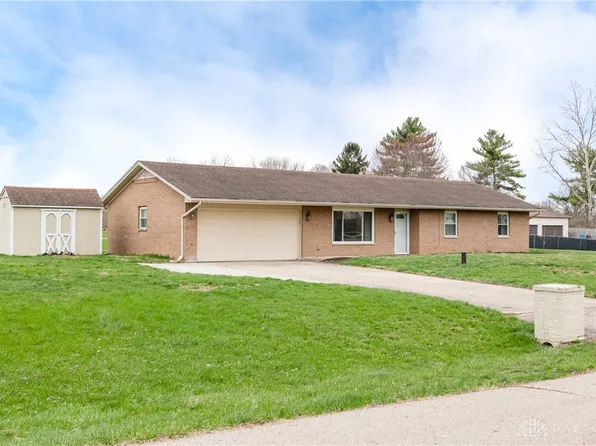8677 Oriole Dr, Franklin, OH 45005