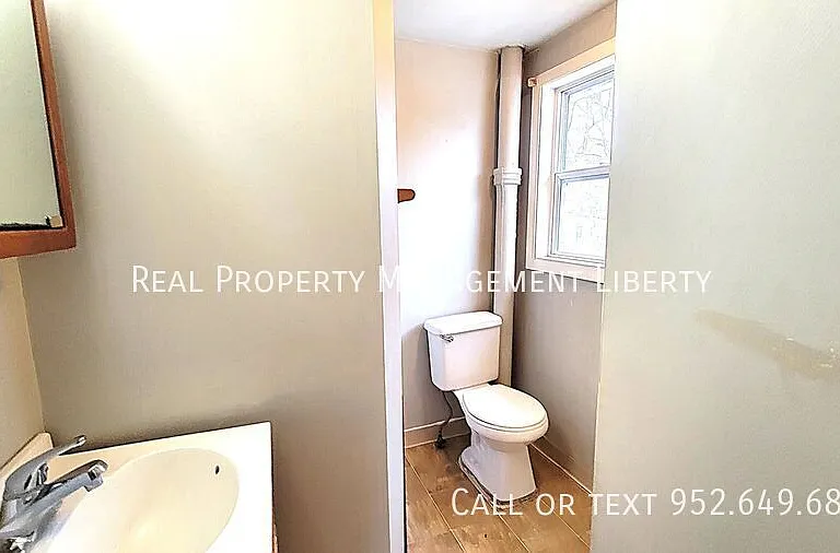 412 N Cedar St #3 — Photo 5