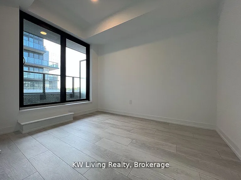 799 The Queensway #605 — Photo 14