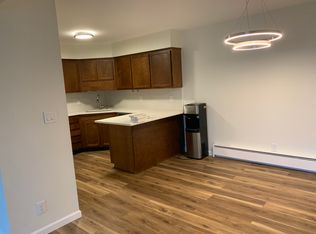 418 Old Country Rd, Elmsford, NY 10523