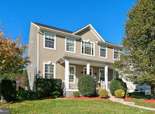 14285 Ladderbacked Dr, Gainesville, VA 20155
