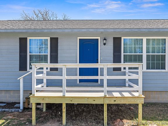 2nd image of 3940 Springdale Rd