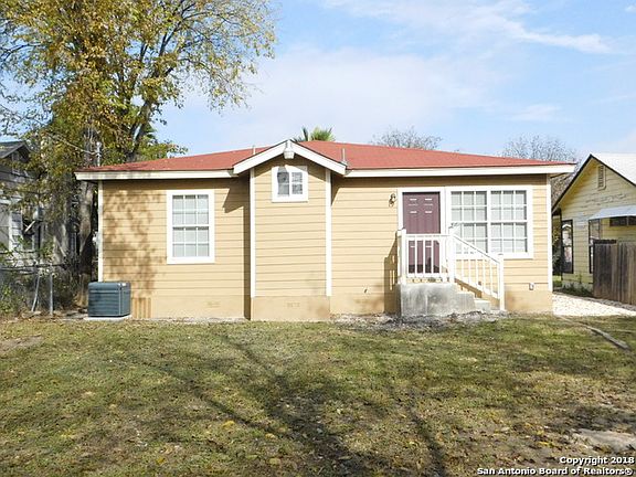 3rd image of 1322 W Lynwood Ave