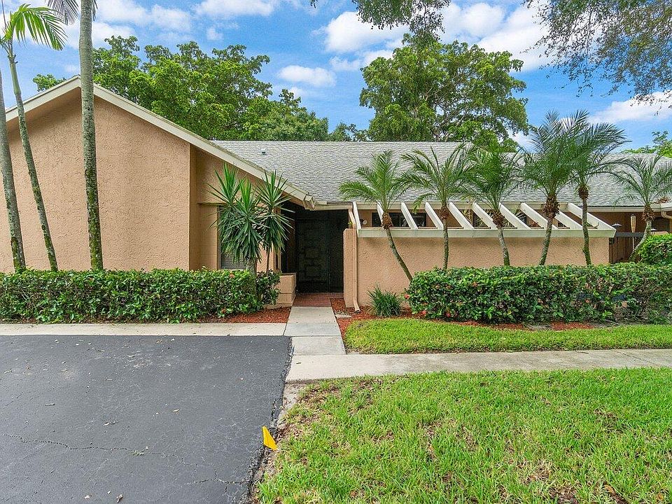 10840 Waterberry Dr, Boca Raton, FL 33498 | Zillow