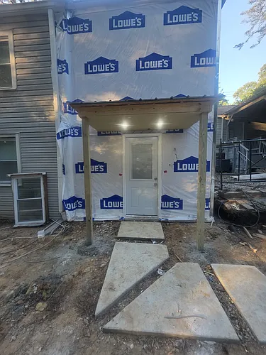 2080 E Roxboro Rd NE Photo 1