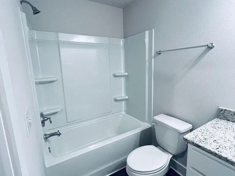 6311 Grove Park Dr — Photo 18