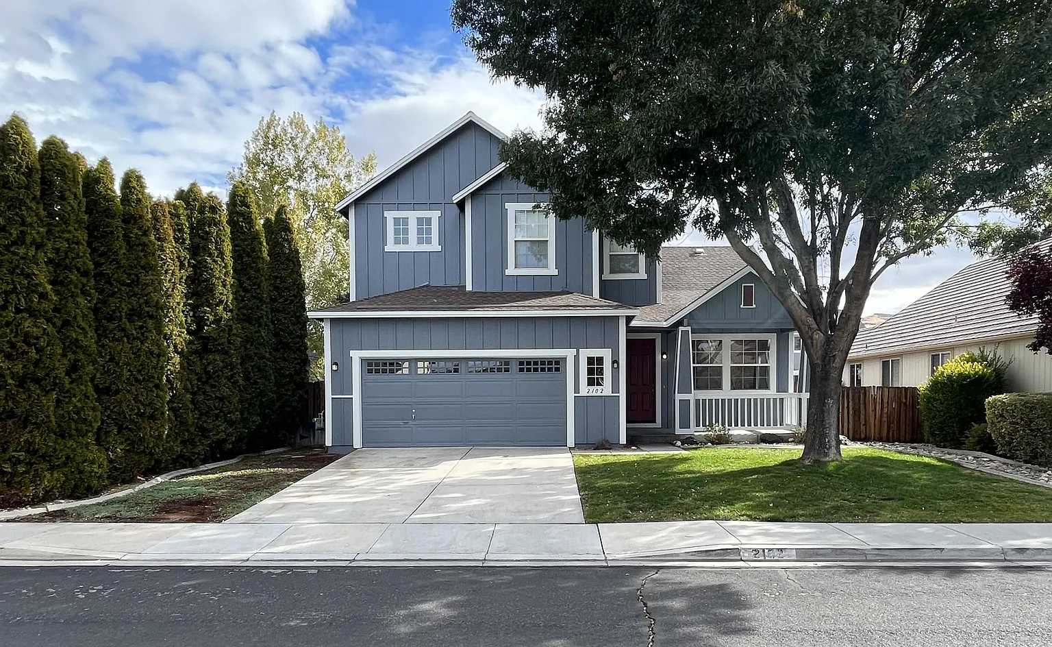 2102 Red Leaf Ct photo 1