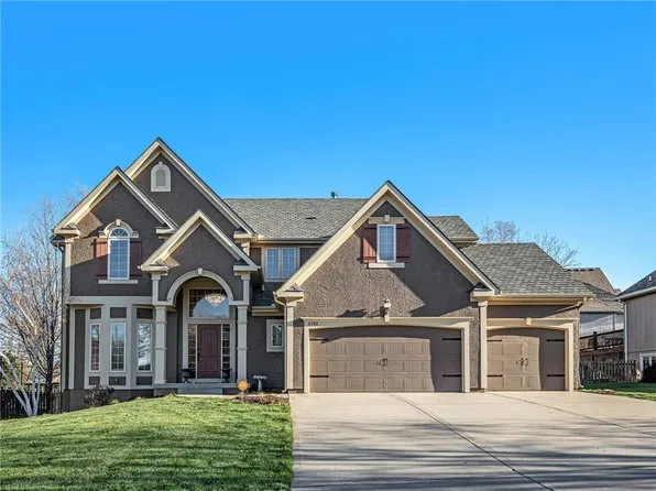 6706 NW 102nd Ter, Kansas City, MO 64154