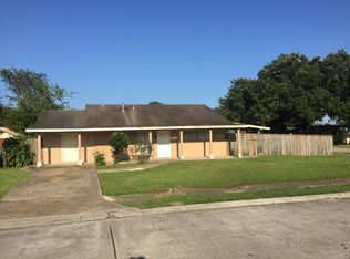 511 Dolphin St, Terrytown, LA 70056