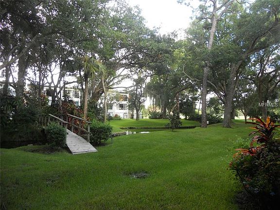 3rd image of 225 Country Club Dr APT D134