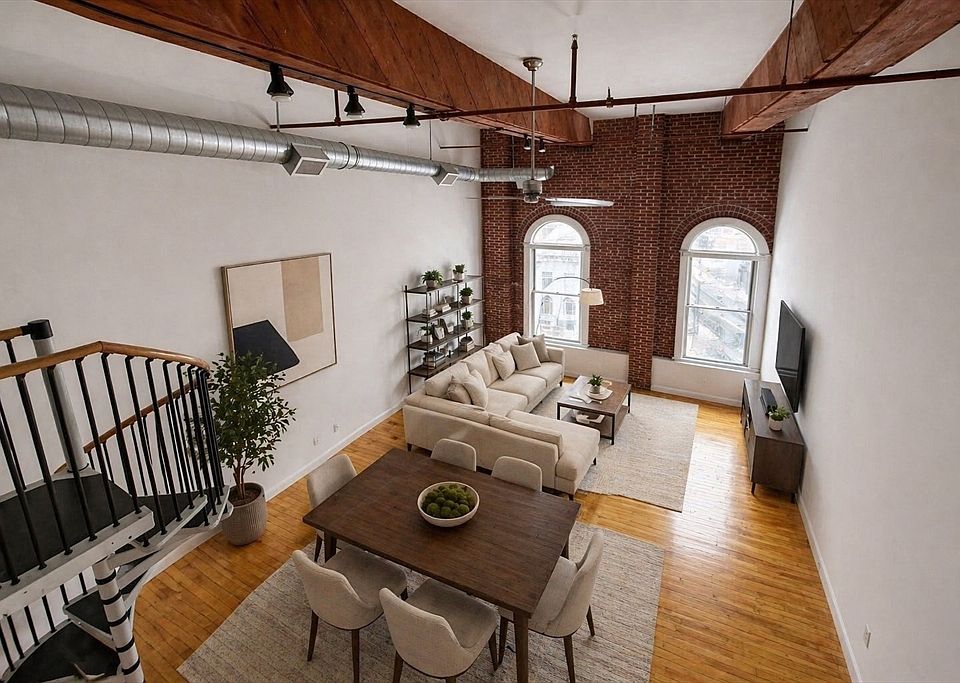 1st image of 10 Kearney Sq APT 407
