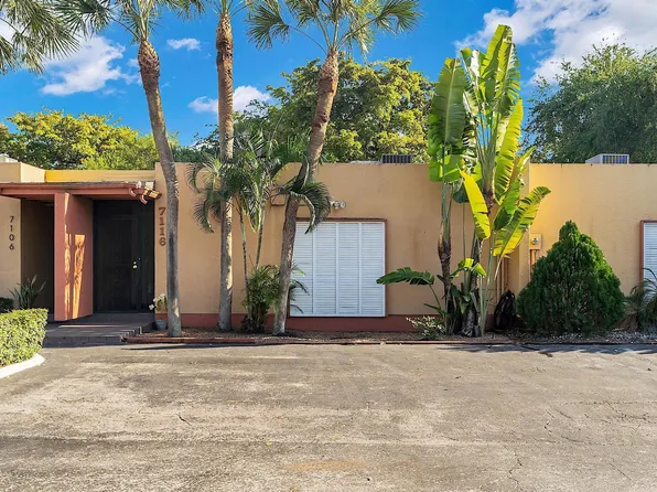 7116 Ballantrae Court #7116, Miami Lakes, FL 33014