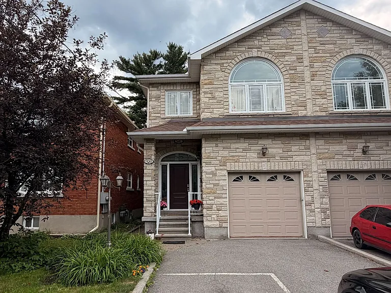 526 Hilson Ave #A — Photo 2