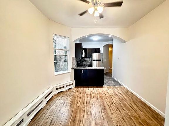 4th image of 3 East St APT 4