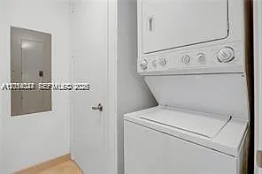 18201 Collins Ave #Penthouse 5502 — Photo 29