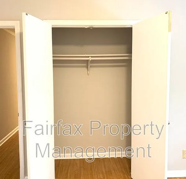 2418 Owen St #A — Photo 19
