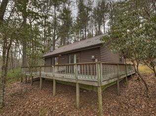 315 Hemlock Ln, Suches, GA 30572