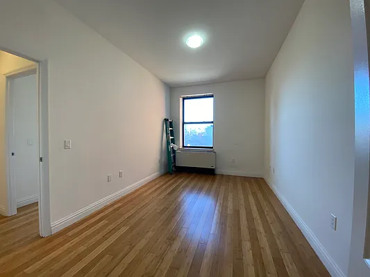 Rented by Ideal Properties Group | media 7