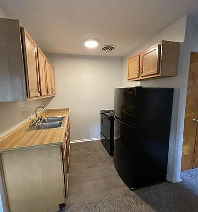 4th image of 2700 Harrison Ave #A11