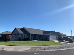 665 N Larkspur Ln, Othello, WA 99344